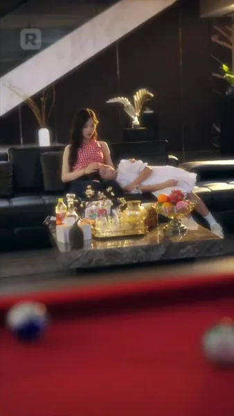 พันธนีรักในเงาแค้น