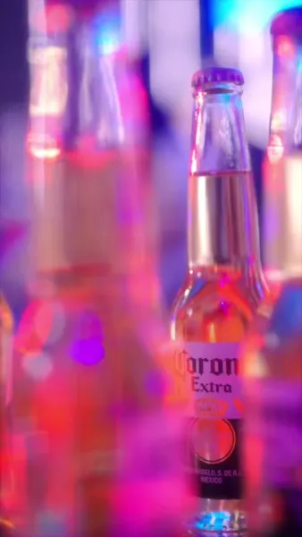 พันธนีรักในเงาแค้น