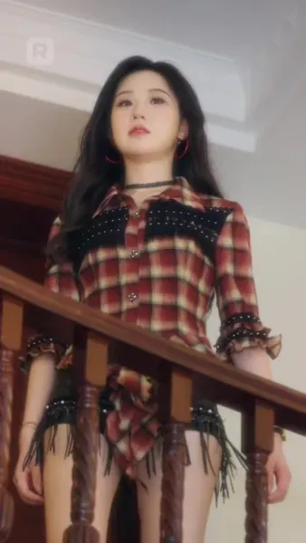 พันธนีรักในเงาแค้น