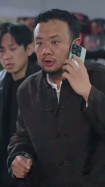 มังกรแกร่งพ้นคุก