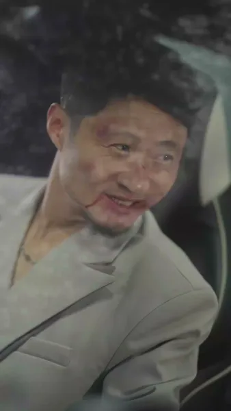 มังกรแกร่งพ้นคุก