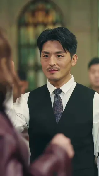 มังกรแกร่งพ้นคุก