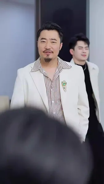 เด็กนำโชค แห่งตระกูลโจว