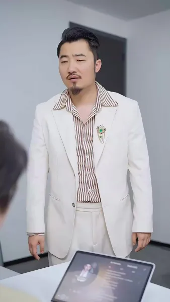 เด็กนำโชค แห่งตระกูลโจว