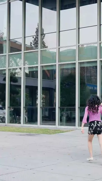 เด็กนำโชค แห่งตระกูลโจว