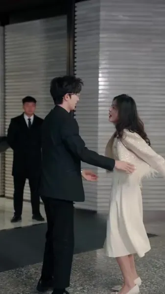 ความเสียใจของซีอีโอ: คุณจะรักฉันอีกครั้งได้ไหม?