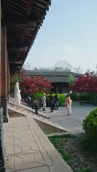 ฝึกฝนสู่ตะวันตก: เพื่อการกอบกู้เธอ