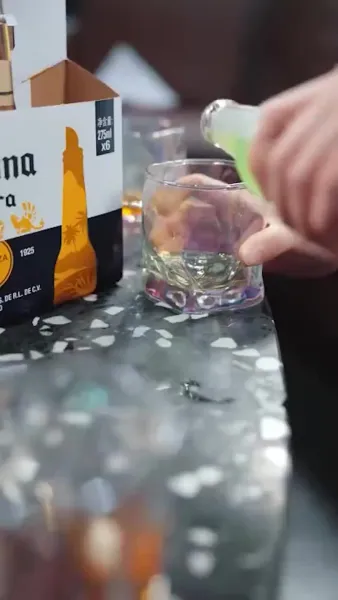 สาวบ้านนอกพลิกวงศ์ตระกูล