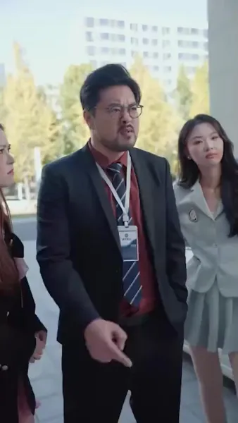 สาวบ้านนอกพลิกวงศ์ตระกูล