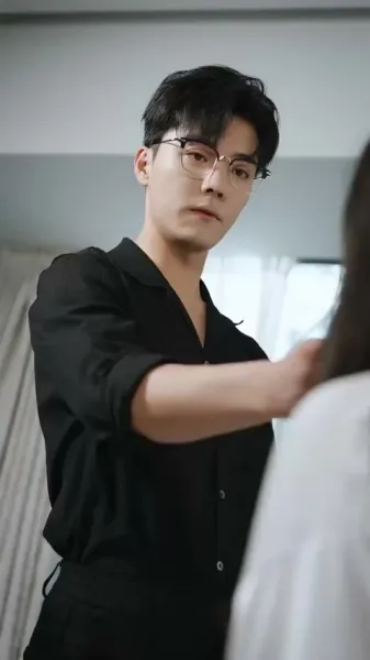 รักตกกลางดึก