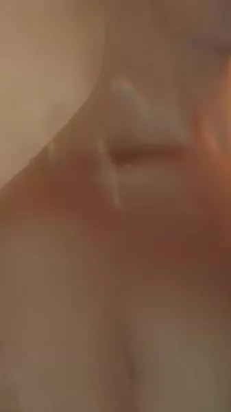 รักตกกลางดึก