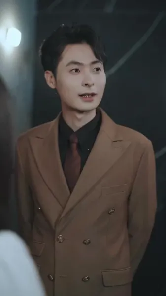 รักตกกลางดึก