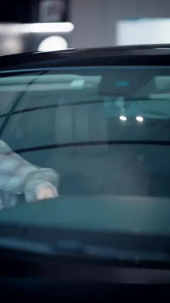 กล้าดียังไงถึงไม่แต่งงานใหม่