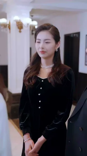 คู่แฝดแต่งงานแล้วแต่พบกันอีกครั้ง