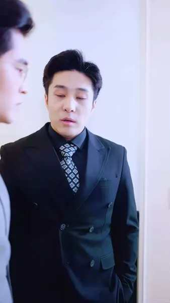 คู่แฝดแต่งงานแล้วแต่พบกันอีกครั้ง