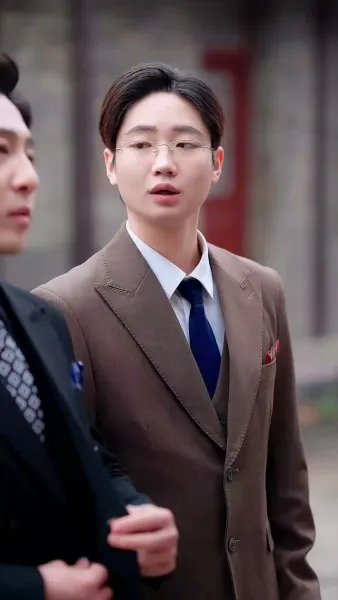 คู่แฝดแต่งงานแล้วแต่พบกันอีกครั้ง