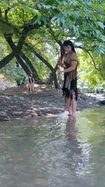 รักท่ามกลางผืนป่า: ที่รักแสนดุร้าย