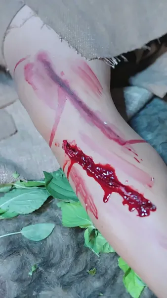 รักท่ามกลางผืนป่า: ที่รักแสนดุร้าย