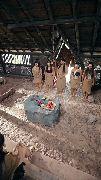 รักท่ามกลางผืนป่า: ที่รักแสนดุร้าย