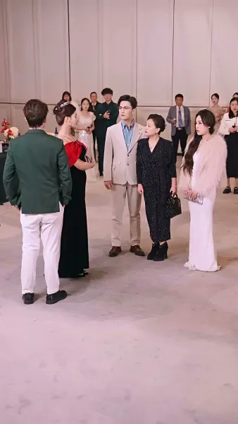 เรายังรักกันไม่มากพอ