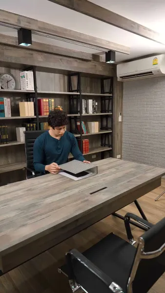 เลขาที่รักโปรดอย่าหนีไป