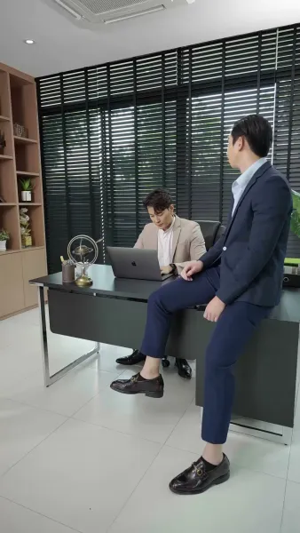 เลขาที่รักโปรดอย่าหนีไป