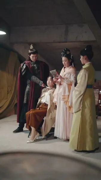 รักผิดเวลา ข้ามภพข้ามชาติ