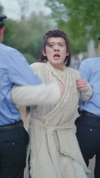 รักผิดเวลา ข้ามภพข้ามชาติ