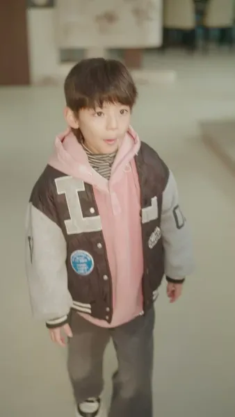 รักผิดเวลา ข้ามภพข้ามชาติ