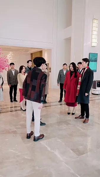 การเปิดตัวของเขยมังกร