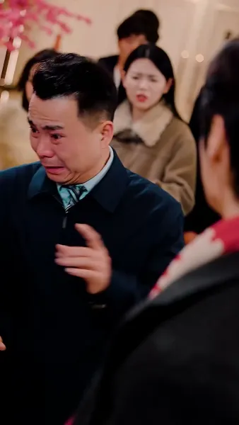 การเปิดตัวของเขยมังกร