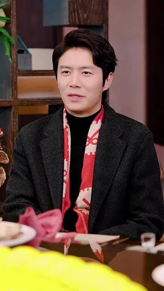 การเปิดตัวของเขยมังกร