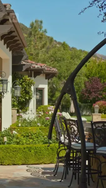 ชีวิตคู่ของมรดกหญิงพันล้าน