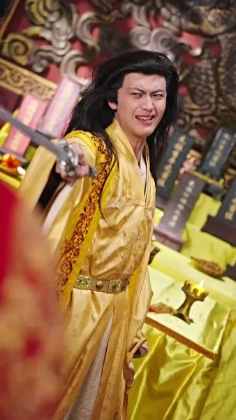 ย้อนเวลากลับไปเป็นฮ่องเต้