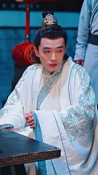 ราชธิดาคืนบัลลังก์ พิชิตคนทรยศ