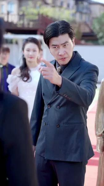 แม่แกร่งกลับมาแล้ว!  ล้างแค้นเพื่อลูกสาว