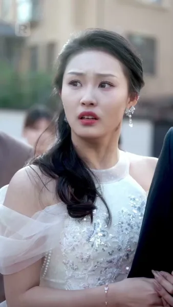 แม่แกร่งกลับมาแล้ว!  ล้างแค้นเพื่อลูกสาว