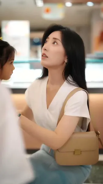 ประธานรูปหล่อขอเป็นคนจน