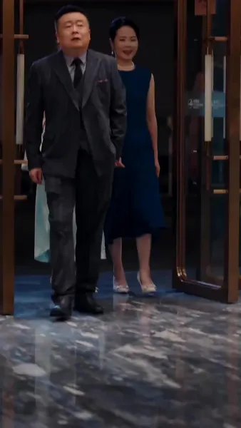 ประธานรูปหล่อขอเป็นคนจน