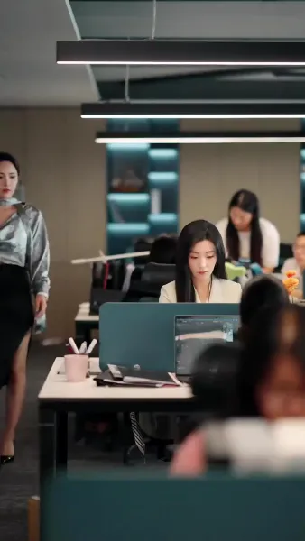 ประธานรูปหล่อขอเป็นคนจน