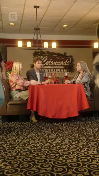 (พากย์) พบสามีมหาเศรษฐีไร้บ้านเป็นของขวัญคริสต์มาส