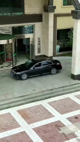 จับพลัดจับผลูมาเจอรัก