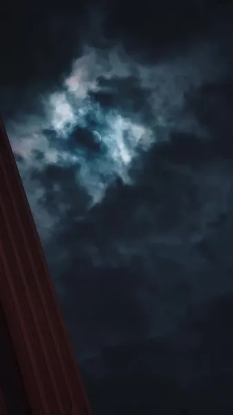 ไม่ใช่ตัวเอก แค่ผู้ช่วย