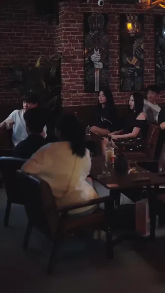 ไม่ใช่ตัวเอก แค่ผู้ช่วย