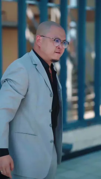 ไม่ใช่ตัวเอก แค่ผู้ช่วย