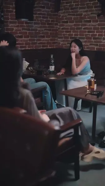 ไม่ใช่ตัวเอก แค่ผู้ช่วย