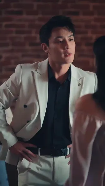 ไม่ใช่ตัวเอก แค่ผู้ช่วย