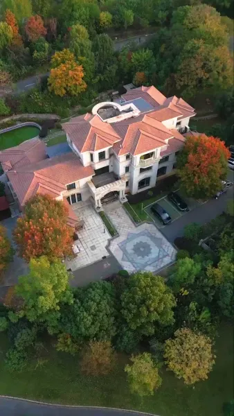 ไม่ใช่ตัวเอก แค่ผู้ช่วย