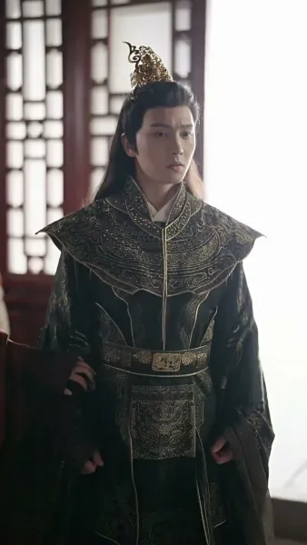 สัญญารักใต้เงาจันทร์