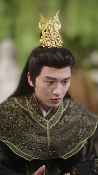 สัญญารักใต้เงาจันทร์